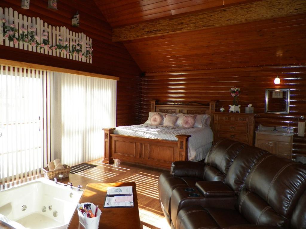 Serenity Springs - Michigan City Hotel Springfield Ruang foto